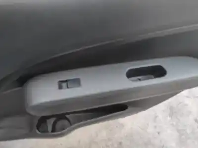 Second-hand car spare part right front power window switch for opel agila (b) (h08) 1.3 cdti (f68) oem iam references 