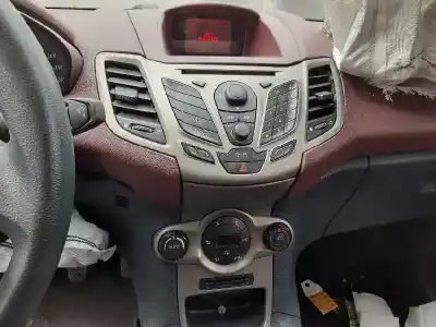 Gebrauchtes Autoersatzteil mittelkonsole armaturenbrett zum ford fiesta vi (cb1, ccn) 1.25 oem-iam-referenzen 1700822  