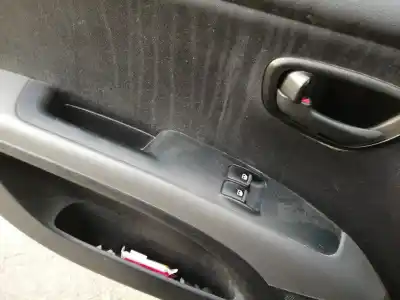 Pezzo di ricambio per auto di seconda mano interruttore alzacristalli anteriore sinistro per hyundai i10 (pa) g4hg riferimenti oem iam   