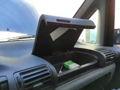 Pièce détachée automobile d'occasion boite à gants pour peugeot 806 rfu (xu10j2) références oem iam   