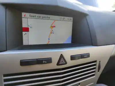 Pezzo di ricambio per auto di seconda mano sistema di navigazione gps per opel astra h sedán (a04) 1.6 (l69) riferimenti oem iam   