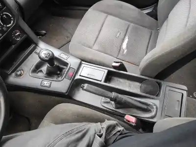 İkinci el araba yedek parçası orta konsol için bmw 3 (e36) 318 i oem iam referansları   
