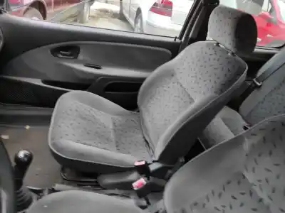 Pièce détachée automobile d'occasion siège avant droit pour citroen saxo 1.5 d furio références oem iam   