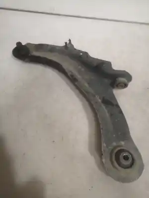 Recambio de automóvil de segunda mano de brazo suspension delantero izquierdo para renault megane ii classic berlina confort authentique referencias oem iam   