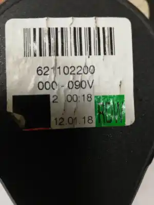 Recambio de automóvil de segunda mano de CINTURON SEGURIDAD TRASERO DERECHO para VOLKSWAGEN GOLF VII LIM. (BQ1)  referencias OEM IAM 621102200  