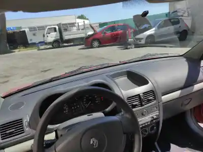 Автозапчастина б/у панель приладів для renault clio ii fase ii (b/cb0) d7f726 посилання на oem iam   