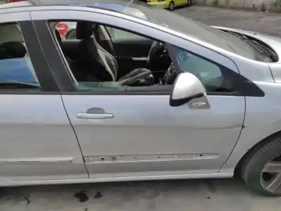 Recambio de automóvil de segunda mano de PUERTA DELANTERA DERECHA para PEUGEOT 308  referencias OEM IAM SLV9004CC  