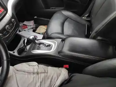 Автозапчастина б/у центральна консоль для fiat freemont (345) 939b5000 посилання на oem iam 