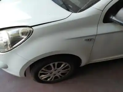 Автозапчастина б/у ПЕРЕДНЕ ЛІВЕ КРИЛО для HYUNDAI I20 I (PB, PBT)  Посилання на OEM IAM 663211J550  