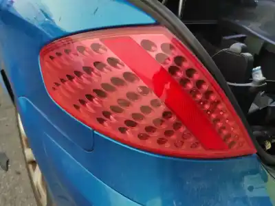 Pezzo di ricambio per auto di seconda mano lampada posteriore sinistra per peugeot 307 cc (s2) nfu(tu5jp4) riferimenti oem iam 6350x4  