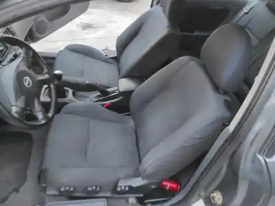 Tweedehands auto-onderdeel linker voorstoel voor nissan almera (n16/e) d-k9k oem iam-referenties   