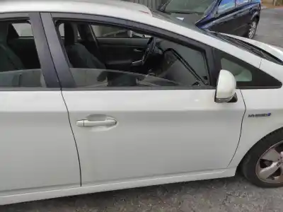 Автозапчастина б/у передні праві двері для toyota prius (_w3_) 1.8 plug-in hybrid (zvw30) посилання на oem iam 