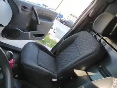 Recambio de automóvil de segunda mano de ASIENTO DELANTERO DERECHO para RENAULT KANGOO  referencias OEM IAM   