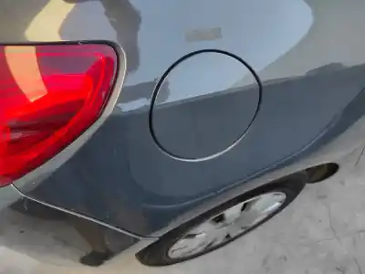 Pièce détachée automobile d'occasion bouchon de carburant extérieur pour opel astra j sedán 1.7 cdti (69) références oem iam 