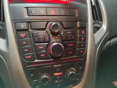 Pièce détachée automobile d'occasion système audio / radiocd pour opel astra j sedán 1.7 cdti (69) références oem iam 