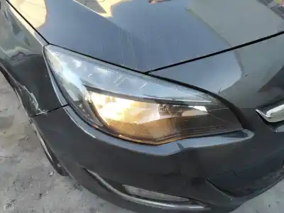 Pièce détachée automobile d'occasion feu droit pour opel astra j sedán 1.7 cdti (69) références oem iam 13365291