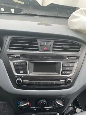 Gebrauchtes Autoersatzteil AUDIOSYSTEM / RADIO-CD zum HYUNDAI I20 (GB)  OEM-IAM-Referenzen   