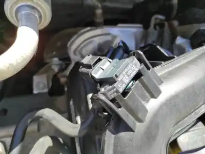 Peça sobressalente para automóvel em segunda mão MEDIDOR DE MASSA DE AR por VOLKSWAGEN POLO VI (AW1) (08.2017)  Referências OEM IAM 04C906051  