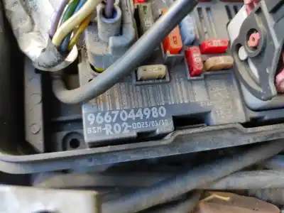 Pièce détachée automobile d'occasion boitier fusible bsm pour peugeot 407 sw rhf références oem iam   