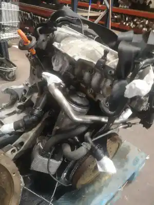Pezzo di ricambio per auto di seconda mano motore completo per audi a4 b7 avant (8ed) 2.0 tdi 16v riferimenti oem iam bre  