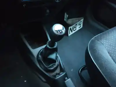 İkinci el araba yedek parçası vites kolu için citroen saxo (s0, s1) 1.4 vts oem iam referansları 2403l4  