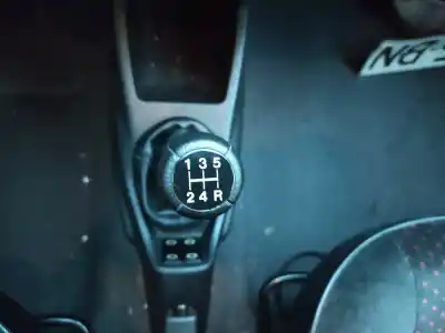 İkinci el araba yedek parçası vites kolu için citroen saxo (s0, s1) 1.4 vts oem iam referansları 2403l4  