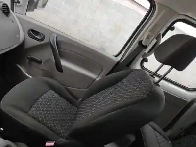 Recambio de automóvil de segunda mano de ASIENTO DELANTERO DERECHO para RENAULT KANGOO (F/KC0)  referencias OEM IAM   