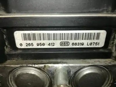 Recambio de automóvil de segunda mano de ABS para TOYOTA COROLLA VERSO (R1)  referencias OEM IAM 445400F020  