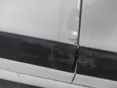 Автозапчастина б/у двері задні праві для renault twingo iii h4b453 посилання на oem iam 821006699r  