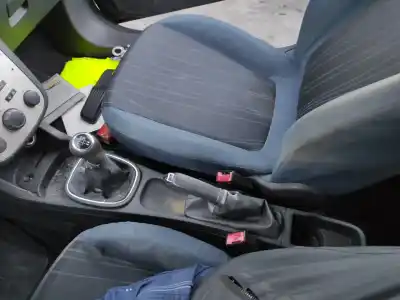 Gebrauchtes Autoersatzteil MITTELKONSOLE ARMATURENBRETT zum OPEL CORSA D  OEM-IAM-Referenzen   