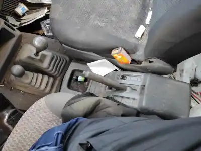 Автозапчастина б/у ЦЕНТРАЛЬНА КОНСОЛЬ для NISSAN TERRANO II (R20)  Посилання на OEM IAM   