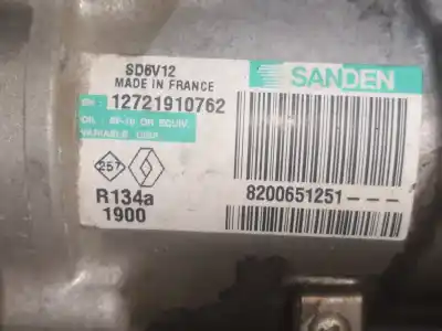 Recambio de automóvil de segunda mano de COMPRESOR AIRE ACONDICIONADO para RENAULT CLIO III  referencias OEM IAM SLV8200651251  SD6V121900