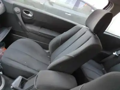 Recambio de automóvil de segunda mano de ASIENTO DELANTERO DERECHO para RENAULT MEGANE II BERLINA 5P  referencias OEM IAM   