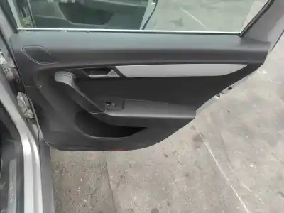 İkinci el araba yedek parçası arka sag kapi kaplamasi için volkswagen passat variant (365) cfgc oem iam referansları 3af867212df