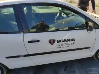 Pièce détachée automobile d'occasion PORTE AVANT DROITE pour VOLKSWAGEN POLO (9N3)  Références OEM IAM 6Q3831056K  