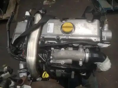 Pièce détachée automobile d'occasion MOTEUR COMPLET pour SAAB 9-3 BERLINA  Références OEM IAM D223L  
