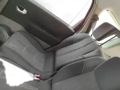 Автозапчастина б/у праве задне сиділо для renault scénic ii (jm0/1_) 1.9 dci (jm0g, jm12, jm1g, jm2c) посилання на oem iam 