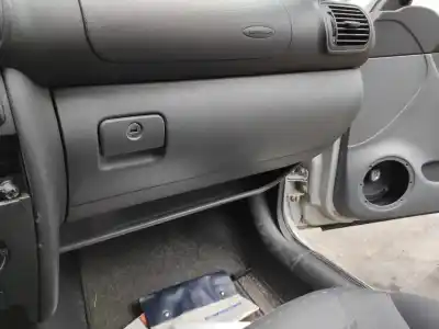 Автозапчасти б/у бардачок за seat toledo ii (1m2) 1.9 tdi ссылки oem iam 1m1857095l