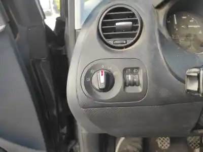 Pièce détachée automobile d'occasion COMMUTATEUR D'ÉCLAIRAGE pour SEAT ALTEA (5P1)  Références OEM IAM 5P1941431EB  