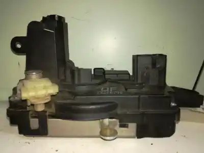 Second-hand car spare part LEFT FRONT DOOR LOCK for OPEL ASTRA H GTC  OEM IAM references   