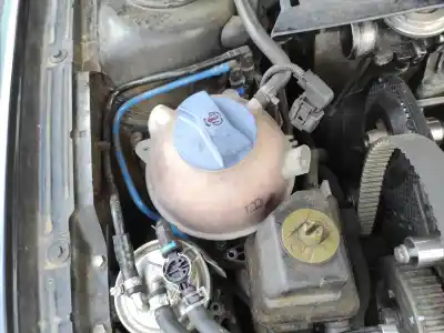 Автозапчасти б/у расширительный депозит за seat leon (1m1) 1.9 tdi ссылки oem iam 1j0121403b