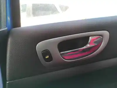 İkinci el araba yedek parçası arka sag cam kontrolü için peugeot 307 (s1) rhs(dw10ated) oem iam referansları 