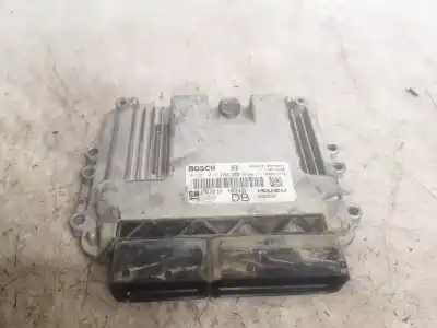 Автозапчастина б/у ЕБУ КОНТРОЛЕР ДВИГУНА для OPEL ASTRA H SEDÁN (A04)  Посилання на OEM IAM 55560810  