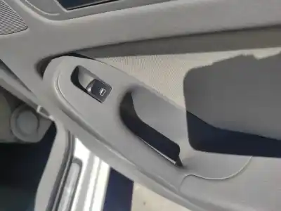 Автозапчастина б/у управління склами задніх правіх для audi a4 b8 (8k2) 2.0 tdi посилання на oem iam 