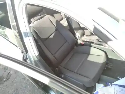 Автозапчастина б/у передне праве сиділо для audi a4 b6 (8e2) 2.0 посилання на oem iam 