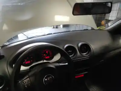 Peça sobressalente para automóvel em segunda mão TABLIER por SEAT IBIZA III (6L1)  Referências OEM IAM 6L1857003M  
