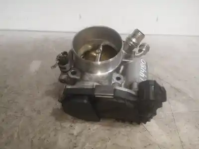 İkinci el araba yedek parçası KELEBEK KUTUSU için OPEL ASTRA J BERLINA 5P  OEM IAM referansları 55561495  