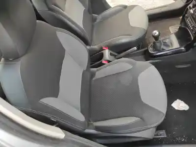 Автозапчастина б/у передне праве сиділо для citroen citroën c3 ii 1.2 vti 82 gasolina hmz (eb2) hmz (eb2f) посилання на oem iam 