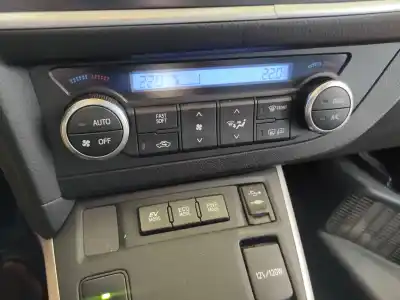 Автозапчасти б/у КЛИМАТ-КОНТРОЛЬ за TOYOTA AURIS (E18)  ссылки OEM IAM 5590002360C2  