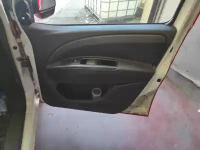 Peça sobressalente para automóvel em segunda mão forra / revestimento da porta dianteira direita por opel combo d 263a2000 referências oem iam 